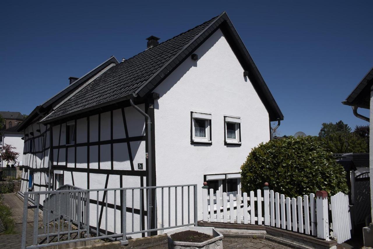 Rosige Zeiten, Ferien Im Fachwerkhaus Mechernich Eksteriør billede
